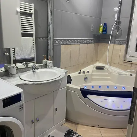 Cozy Near Basel Airport 아파트